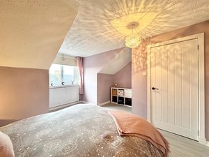 Photo 13- click for photo gallery